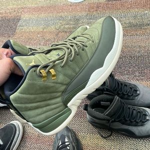 Retro jordan 12 green gold white slightly used